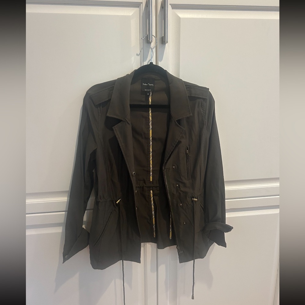 Chic Olive Utility Jacket
